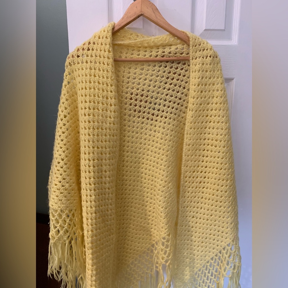 Vintage knit shawl with fringe